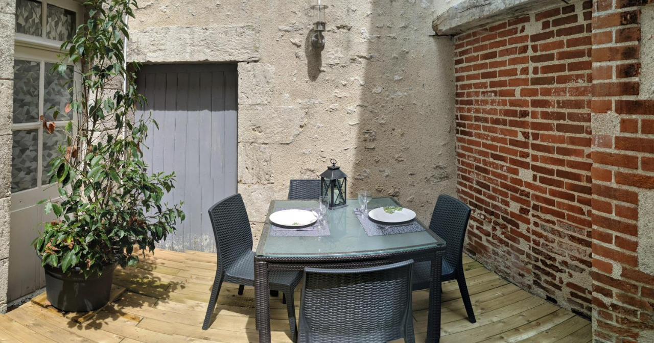 Appartement Au Coeur Du Centre Ville De Blois Exterior photo